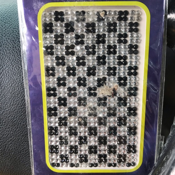 Cell phone bling - Picture 2 of 3